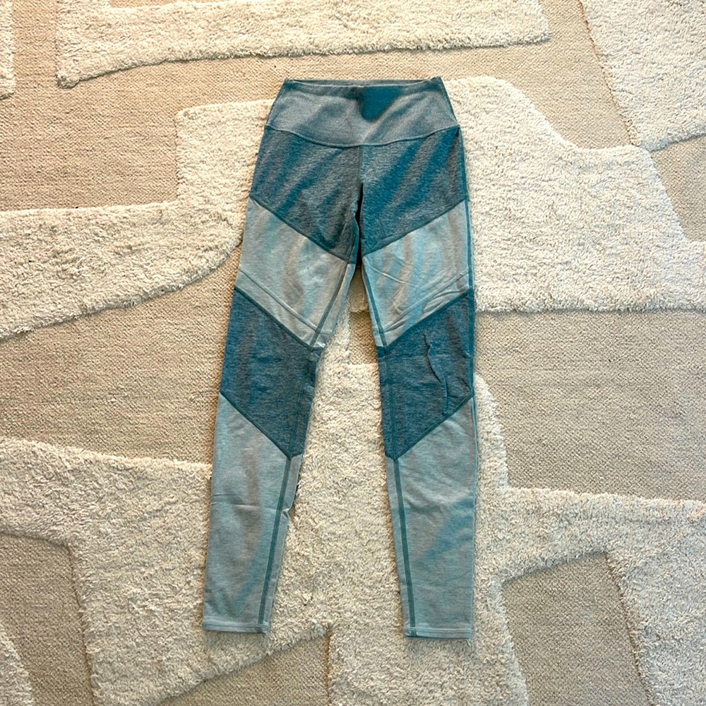 Alo Yoga leggings